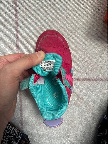 23 Beden pembe Renk Adidas bebej ayakkabı 23,5 num