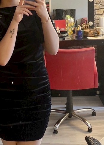 Siyah Kadife V Yaka Drapeli Mini Elbise - Görsel 2