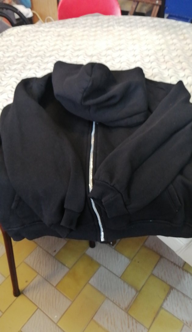 Kadın Siyah Kapüşonlu Fermuarlı Ceket - Görsel 3