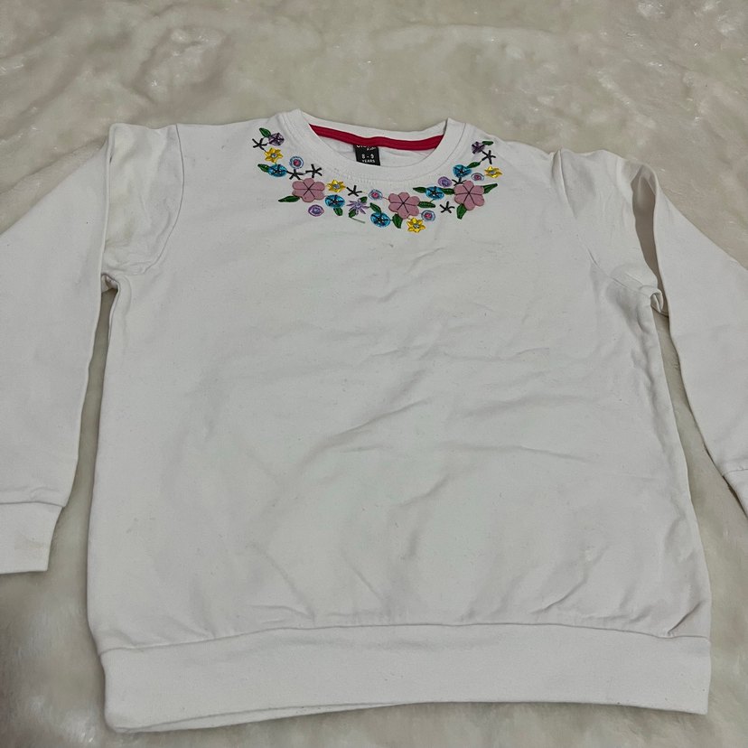 Nakışlı Beyaz Kız Çocuk Sweatshirt - Görsel 2