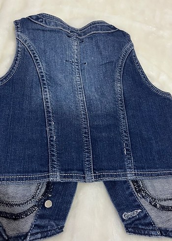 Kız Çocuk Düğmeli Kot Yelek - Görsel 3