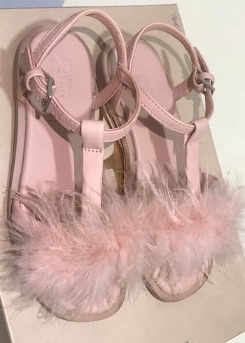 Pembe Tüylü Kız Zara Sandalet - Görsel 3