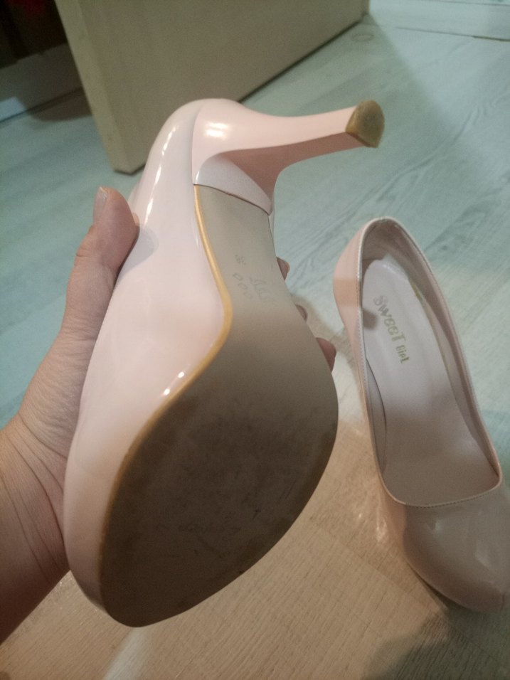 Kadın Stiletto Topuklu Ayakkabı  1 kez düğünde giyildi - Görsel 3