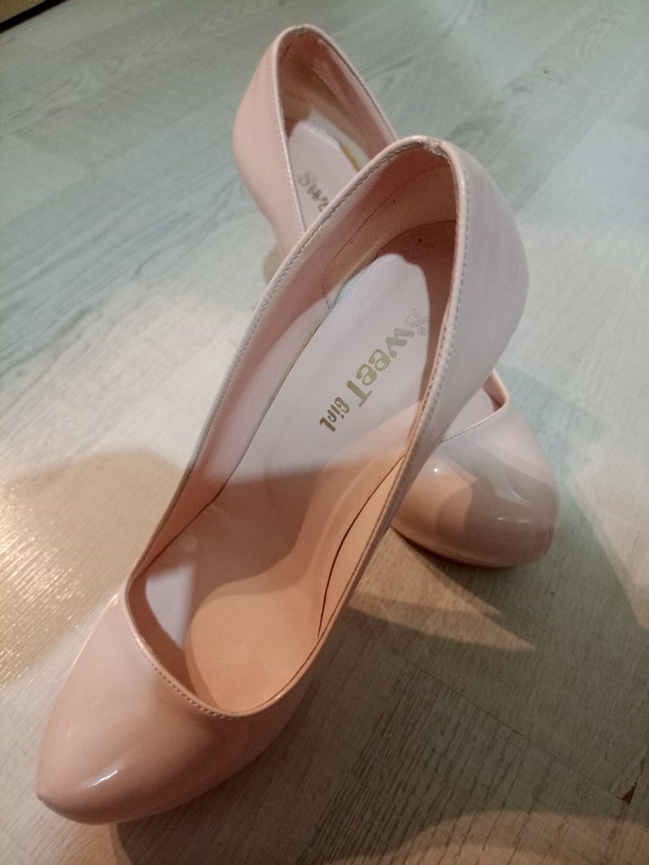 Kadın Stiletto Topuklu Ayakkabı  1 kez düğünde giyildi - Görsel 2