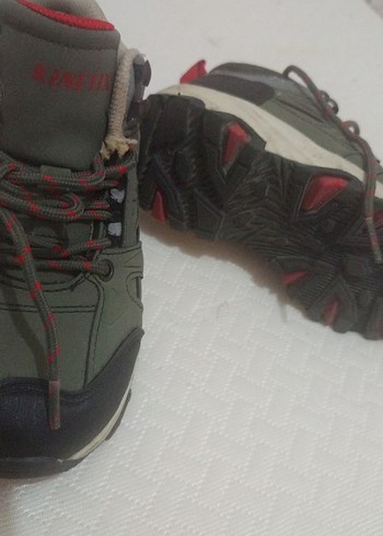 erkek çocuk bot - Görsel 2