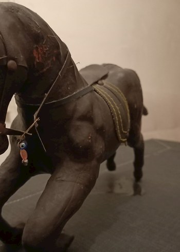 Kahverengi At Figürü - Görsel 3