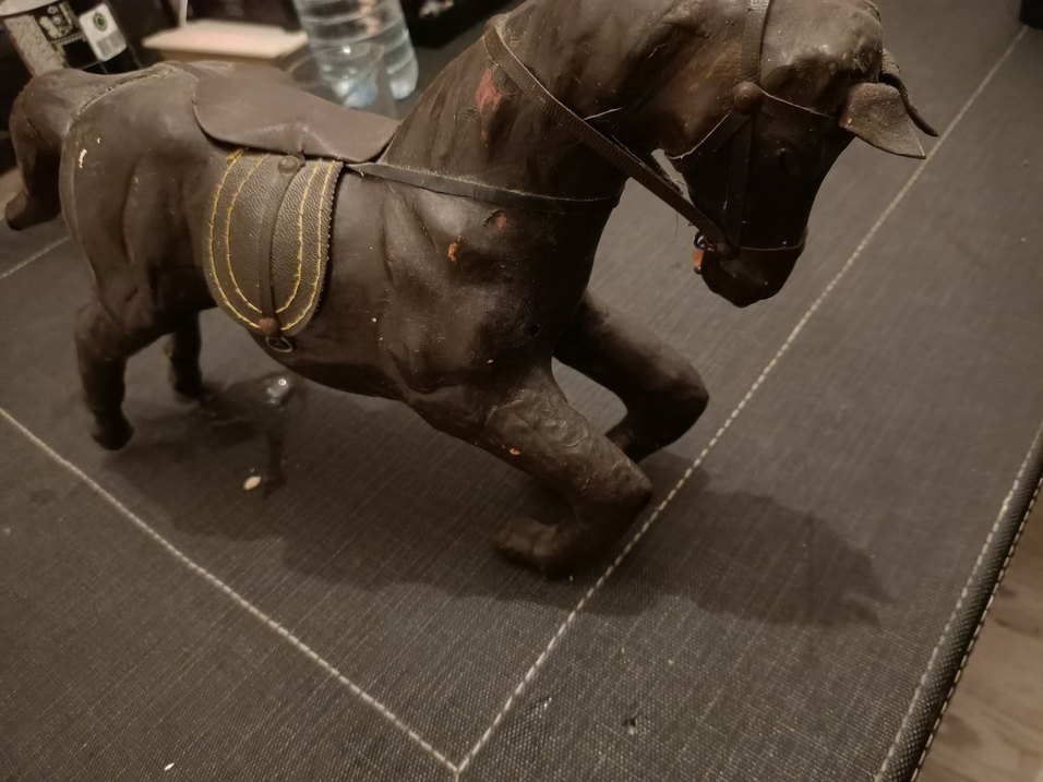 Kahverengi At Figürü - Görsel 4