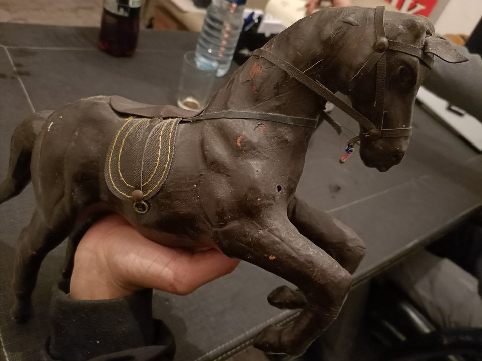 Kahverengi At Figürü - Görsel 2