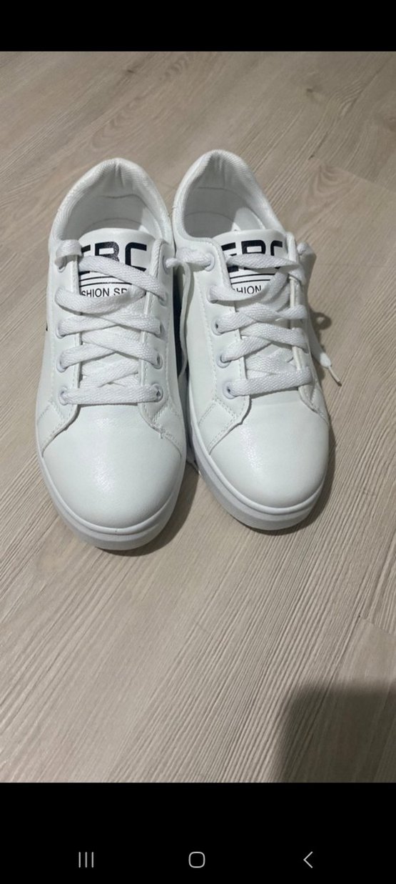 Beyaz Kadın Günlük Spor Ayakkabı - Görsel 4