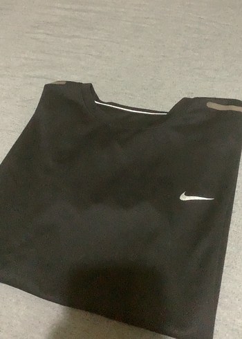 Siyah Erkek Kısa Kollu Tişört - Görsel 2