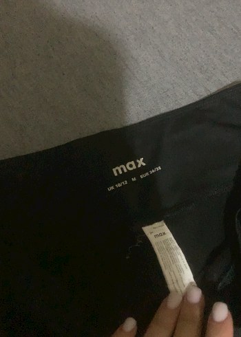 Siyah Baskılı Kadın Spor Tayt - Görsel 4