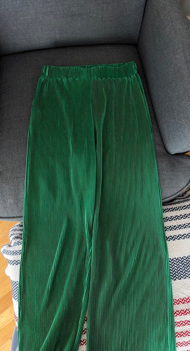 Yeşil Pilili Uzun Kollu Keten Gömlek - Görsel 3