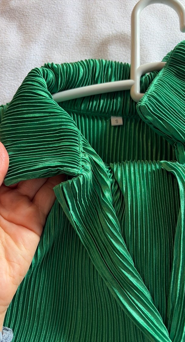 Yeşil Pilili Uzun Kollu Keten Gömlek - Görsel 2