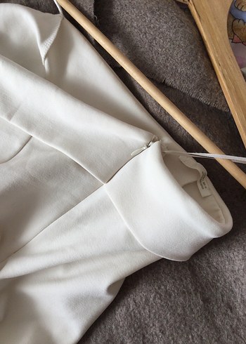 Zara Beyaz Drapeli Straplez Midi Elbise - Görsel 4