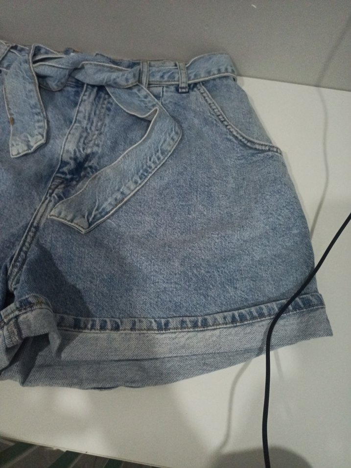 Kadın Mavi Kemerli Mini Denim Şort - Görsel 2