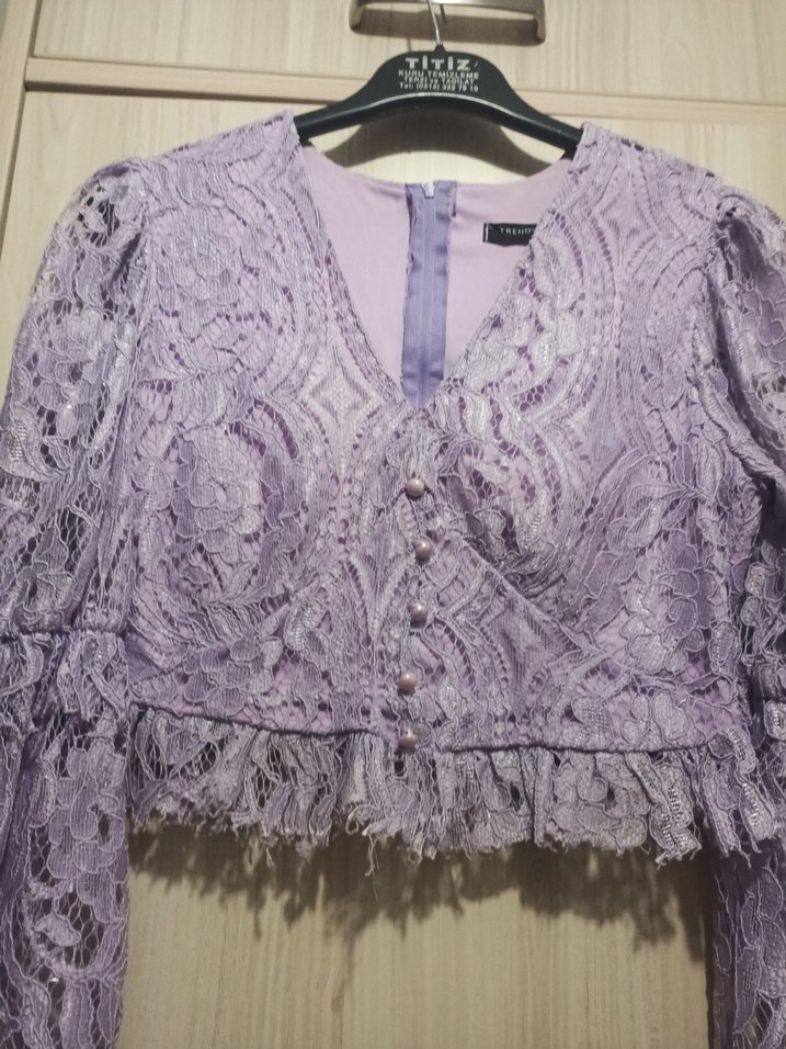 Dantel Detaylı lila Mini Bluz - Görsel 4