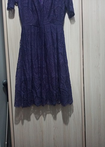 Mor Dantel Detaylı Midi Elbise - Görsel 3