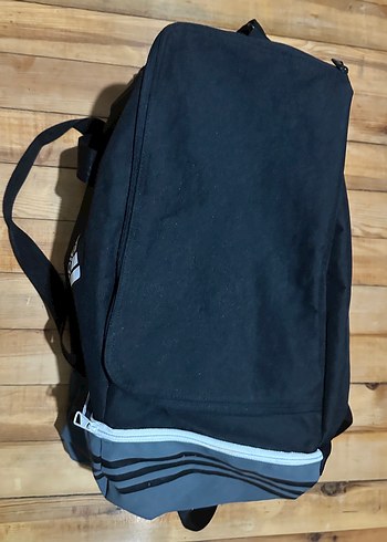 Adidas Spor Çantası ( Duffel Çanta) - Görsel 3