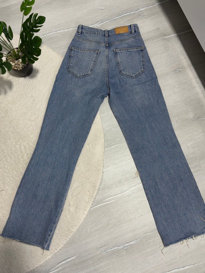 Stradivarius Straight Fit Pantolon. - Görsel 3