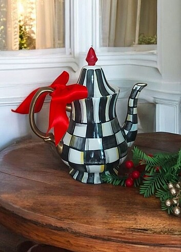 Mackenzie Teapot Model