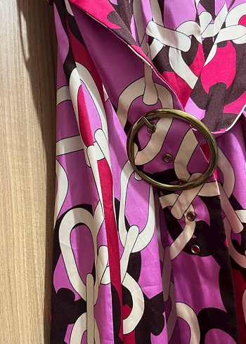 Pembe Zincir Desenli Uzun Kadın Elbise - Görsel 3