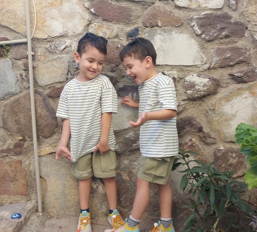 Erkek Bebek Çizgili Tişört ve Şort Takımı - Görsel 3