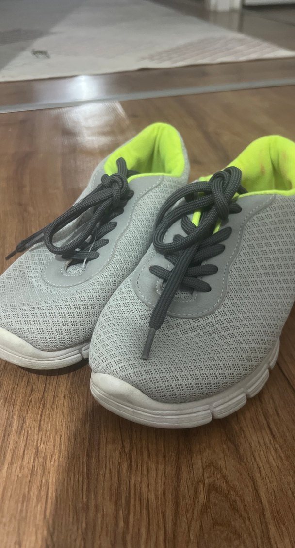 Gri çocuk Spor Ayakkabı Elastik Bağcıklı - Görsel 2