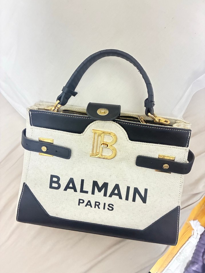 Balmain Paris Beyaz Deri Kadın Çanta - Görsel 3