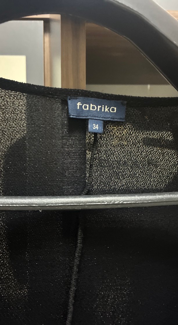 Siyah Drapeli Uzun Kadın Kaban - Görsel 3