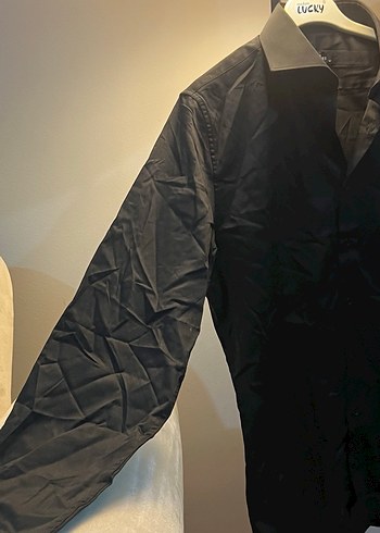 Düğmeli Siyah Erkek Gömlek - Görsel 3