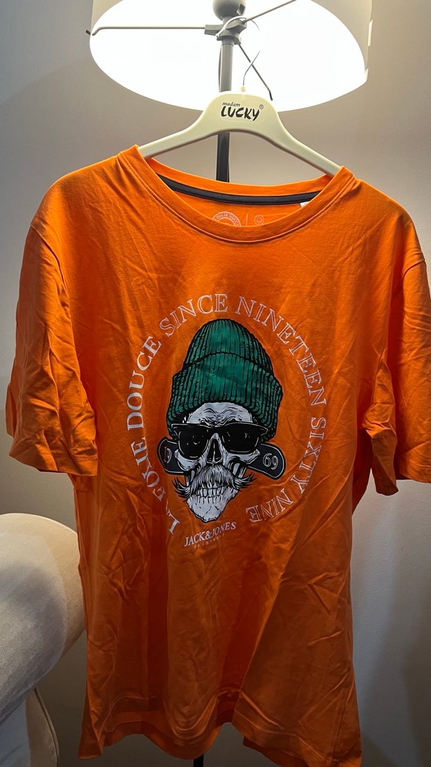 Turuncu Zincir Detaylı Baskılı Oversize Tişört - Görsel 3