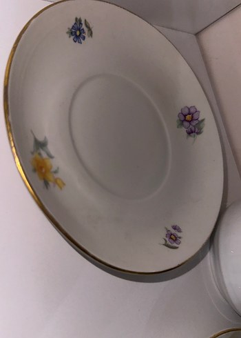 Çiçek Desenli Beyaz Porselen Fincan Takımı - Görsel 7