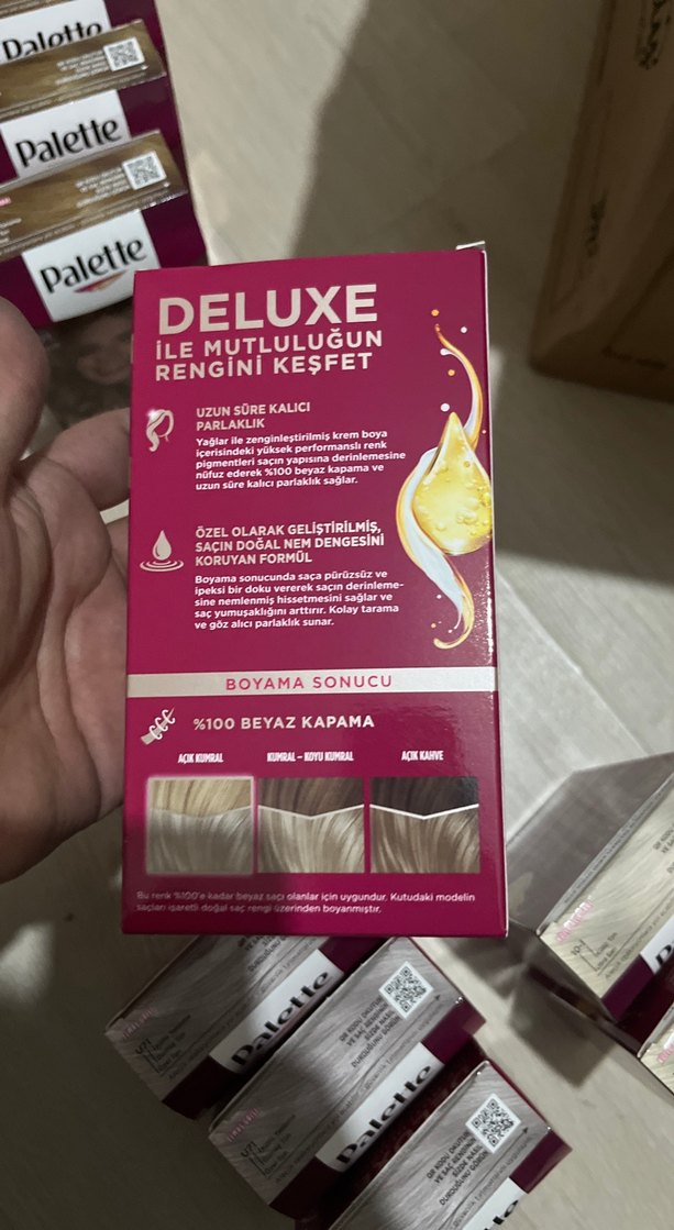 Palette Deluxe 10-1 Küllü Açık Sarı Saç Boyası - Görsel 3