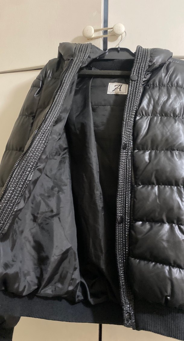 Kadın Siyah Deri Kapitone Mont - Görsel 4