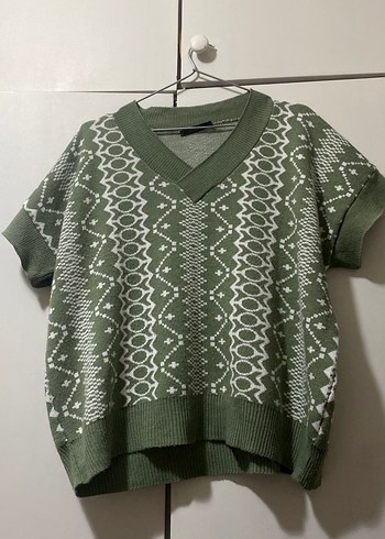 V Yaka Kısa Kollu Örgü Kadın Süveter - Görsel 3