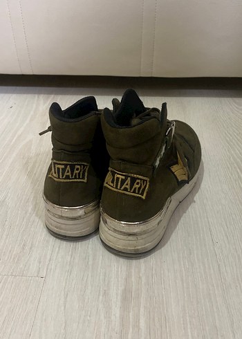 Kemer Detaylı Süet Kamuflaj Kadın Bot - Görsel 3