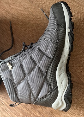 Gri Columbia Erkek Bot - Görsel 4