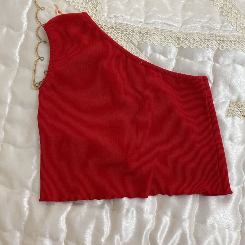 kırmızı tek omuz crop - Görsel 2