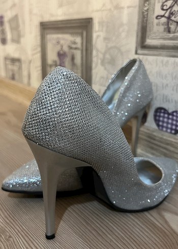 GÜMÜŞ SİVRİ BURUN STILETTO - Görsel 2