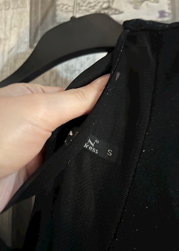 SİYAH SİMLİ IŞILTILI ABİYE ELBİSE - Görsel 5