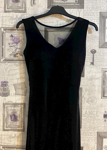 SİYAH SİMLİ IŞILTILI ABİYE ELBİSE - Görsel 2