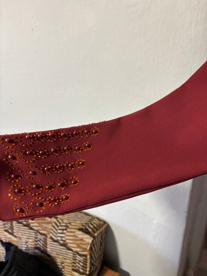 Bordo Uzun Kollu Nakışlı Uzun Elbise - Görsel 2