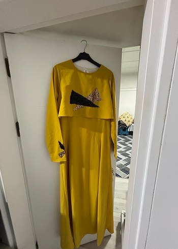 Sarı Uzun Kollu Nakışlı Kadın Elbise - Görsel 2
