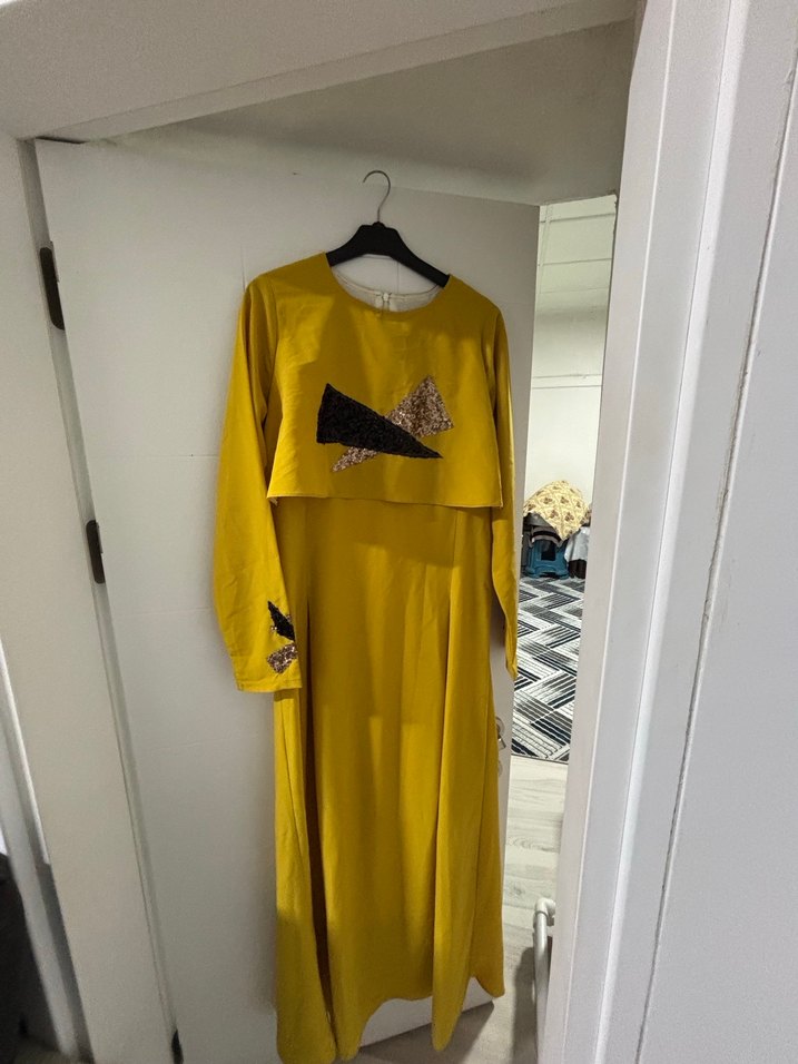 Sarı Uzun Kollu Nakışlı Kadın Elbise - Görsel 2