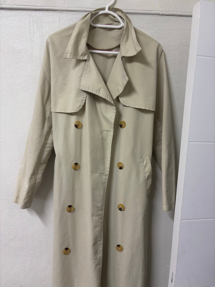 Bej Uzun Kesim Düğmeli Kadın Trençkot - Görsel 2