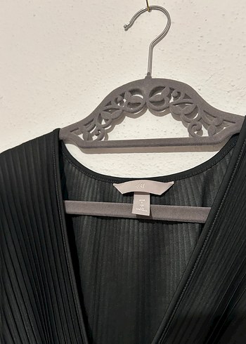 Uzun Siyah Piliseli Kadın Elbise - Görsel 2