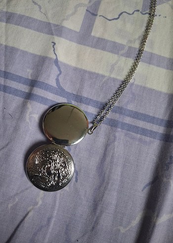 Gri Zincir Detaylı Vintage Midi Kolye fotoğraf koyulan kapaklı - Görsel 4