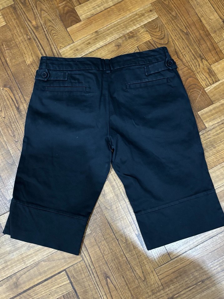 Siyah Şort Pantolon - Görsel 2