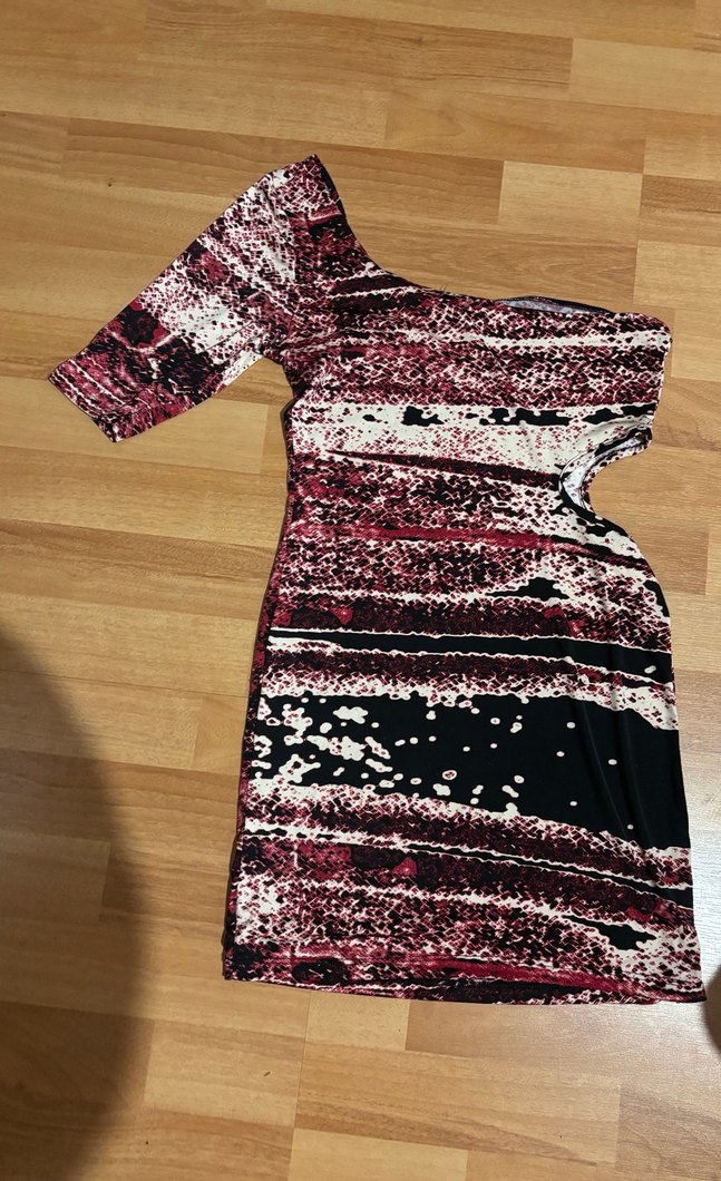 Bordo Desenli Kısa Elbise - Görsel 3