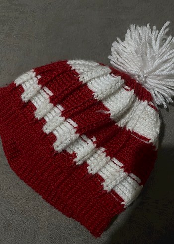 Kırmızı Beyaz Örgü  Bere - Görsel 3